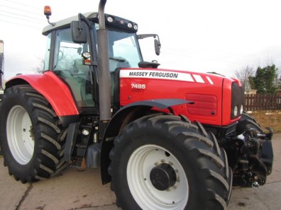 Massey Ferguson 7495