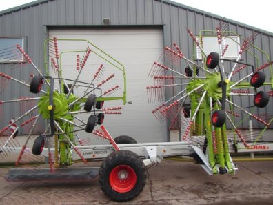 Claas Liner 360 4 rotor rake