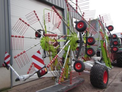 Claas Liner 360 4 rotor rake