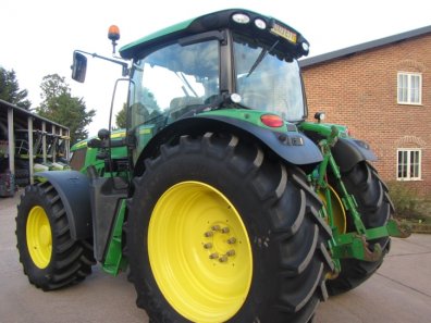 John Deere 6150R