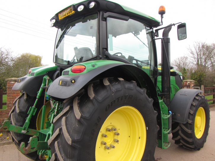 John Deere 6140R