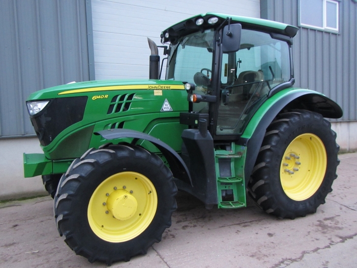 John Deere 6140R