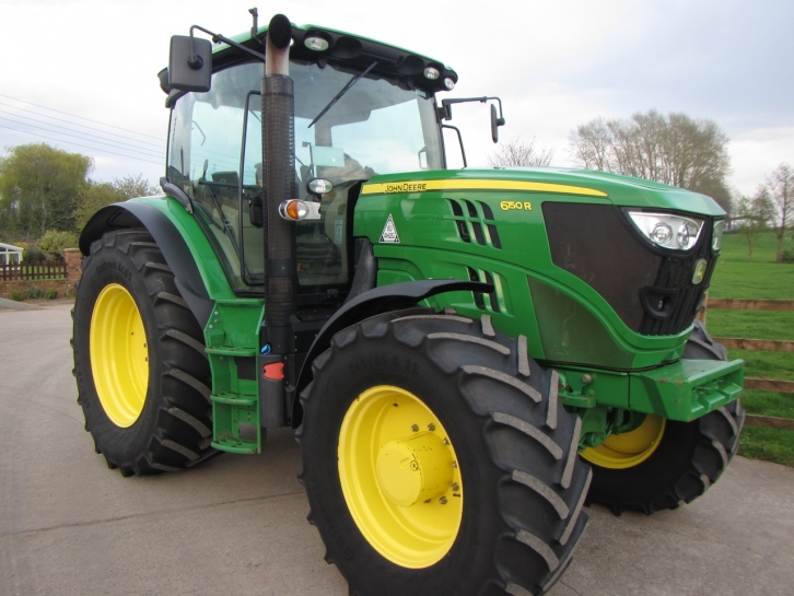 John Deere 6150R