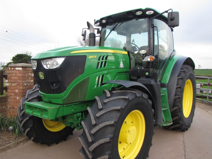 John Deere 6150R
