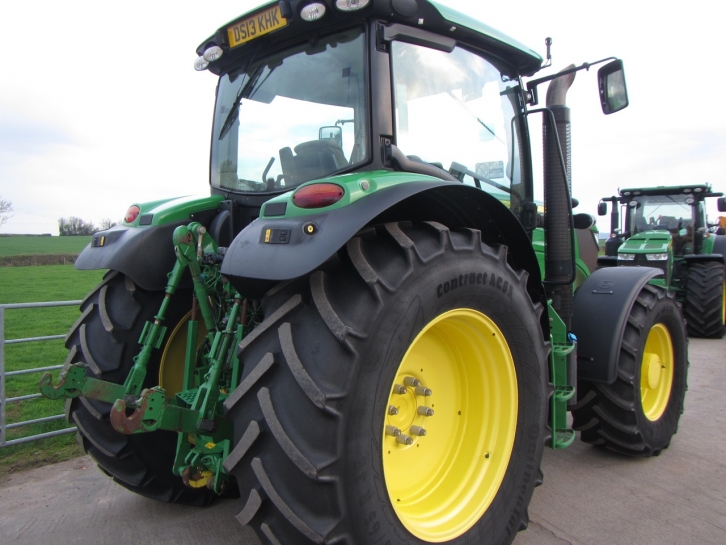 John Deere 6150R