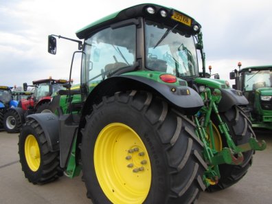 John Deere 6150R