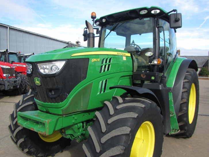 John Deere 6150R
