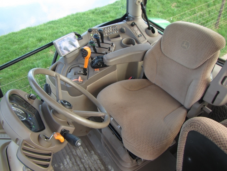 John Deere 6150R