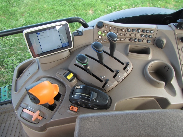 John Deere 6150R