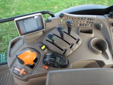 John Deere 6150R