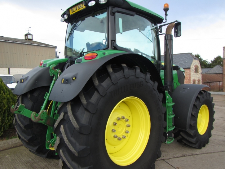 John Deere 6170R