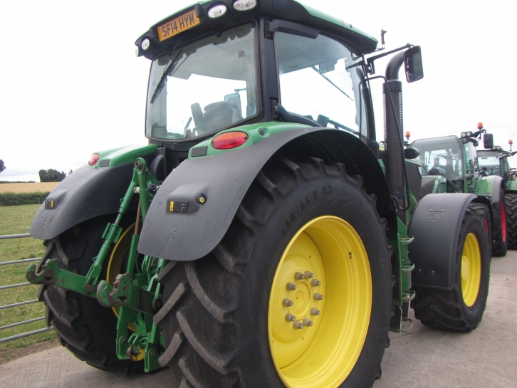 John Deere 6190R