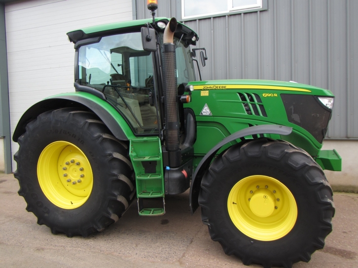 John Deere 6190R