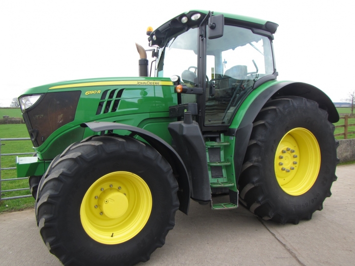 John Deere 6190R