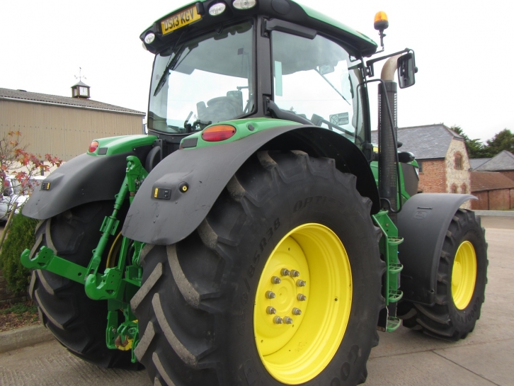 John Deere 6190R