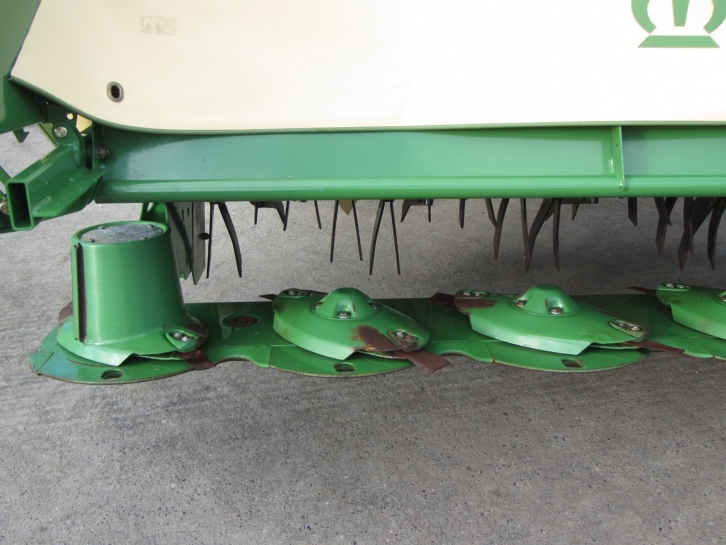 Krone Easy Cut F320 CV front mower