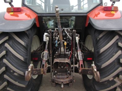New Holland M135