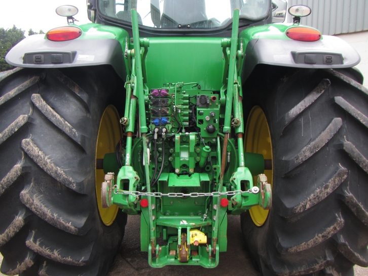 John Deere 7230R