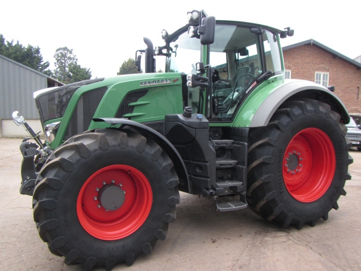 Fendt 822 Profi-Plus