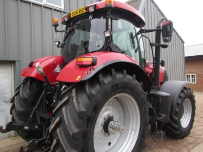 Case Puma 215