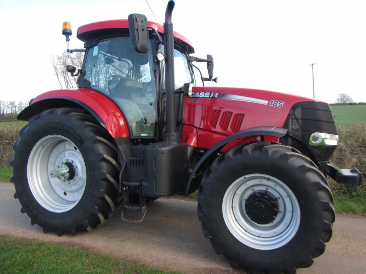 Case IH Puma 185
