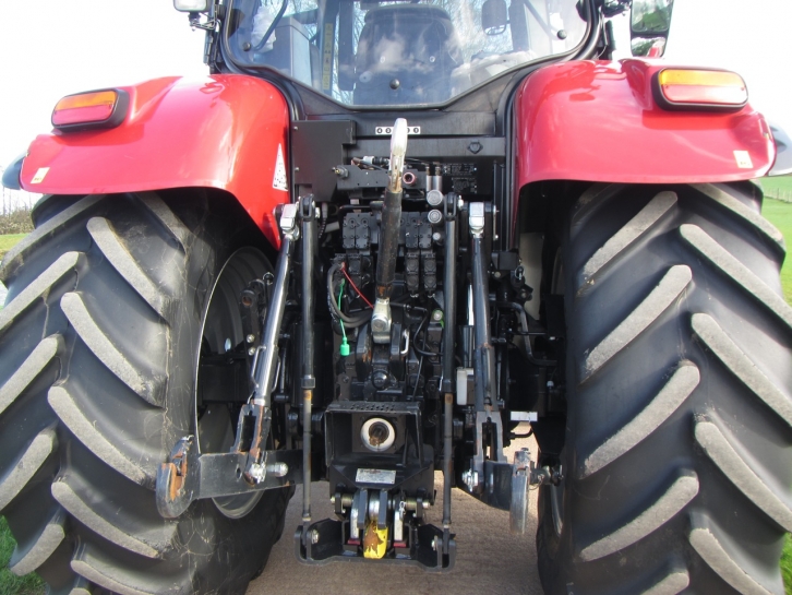 Case IH Puma 185