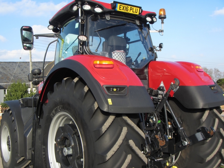 Case IH Optum 300