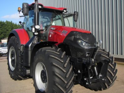 Case IH Optum 300
