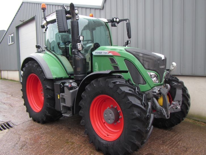 Fendt 724 Profi-Plus