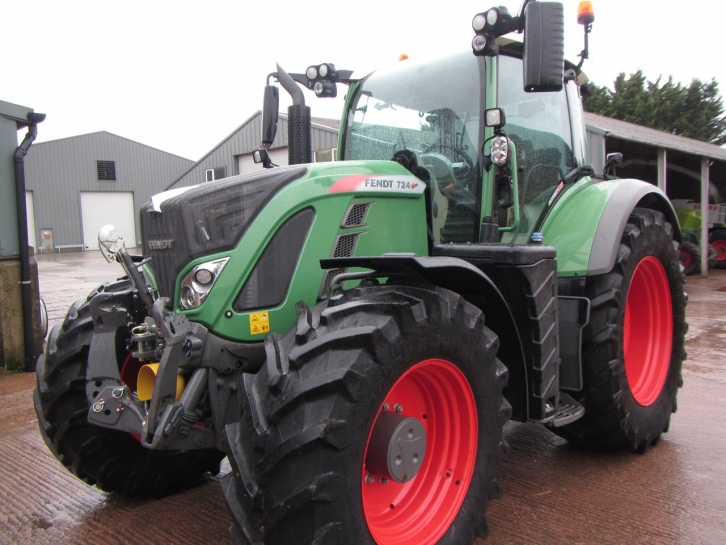 Fendt 724 Profi-Plus
