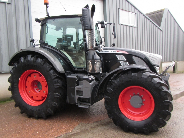 Fendt 724 Profi-Plus