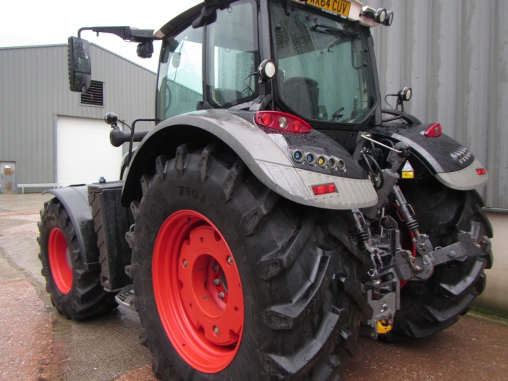 Fendt 724 Profi-Plus