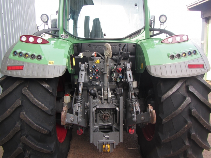 Fendt 724 Profi-Plus