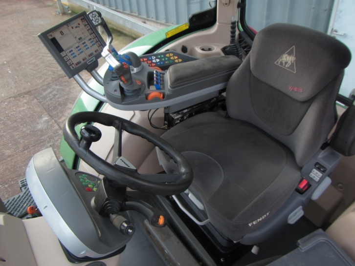 Fendt 724 Profi-Plus
