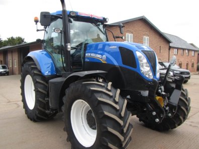 New Holland T7.210