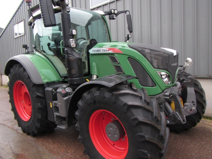 Fendt 724 Profi-Plus