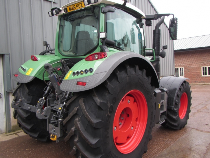 Fendt 724 Profi-Plus