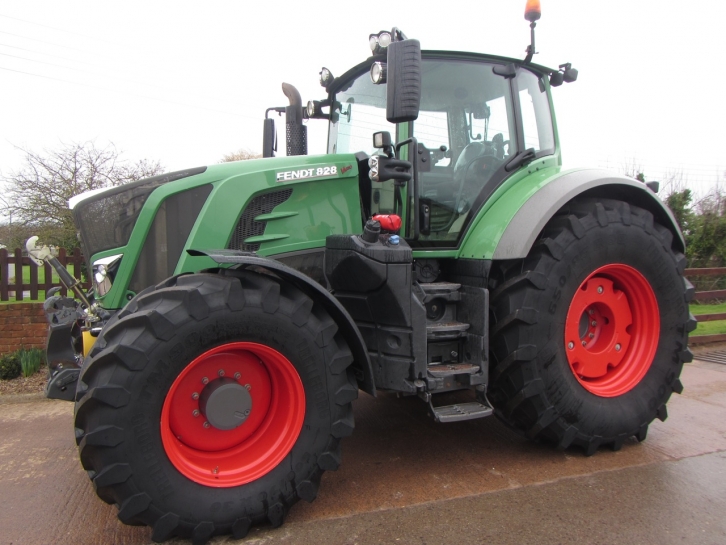 Fendt 828 Profi-Plus
