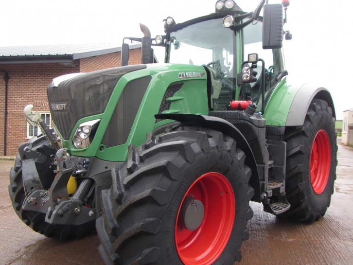 Fendt 828 Profi-Plus