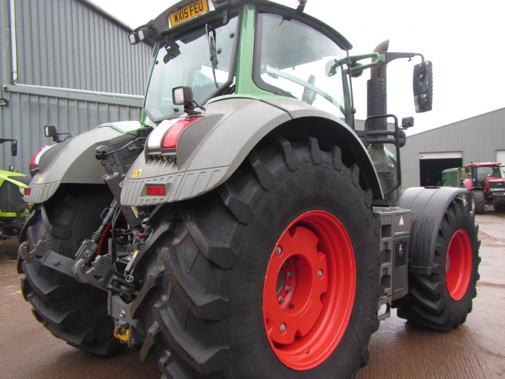 Fendt 828 Profi-Plus