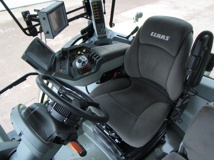 Claas Arion 650 Cebis