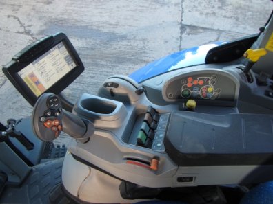 New Holland T7.200