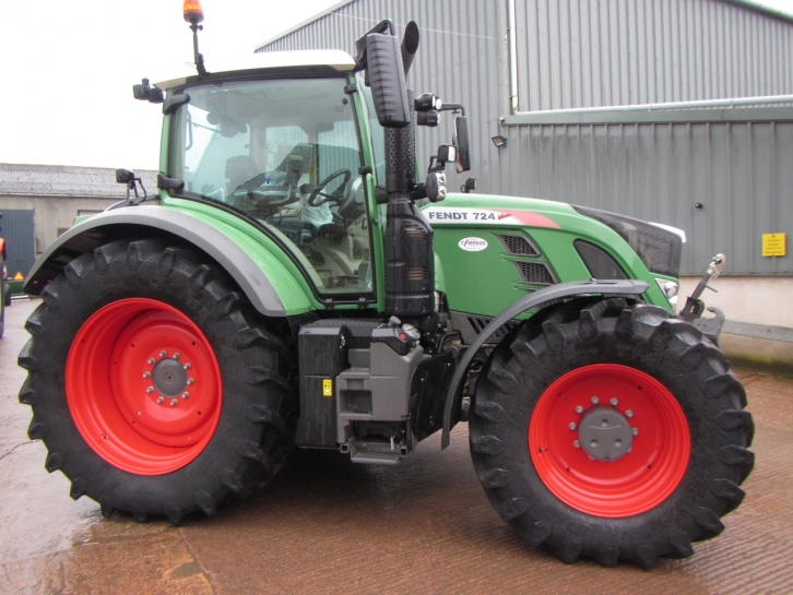 Fendt 724 Profi-Plus
