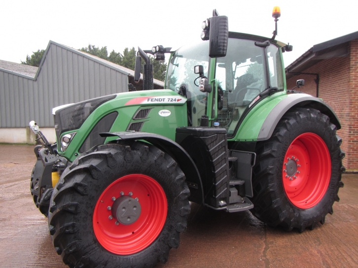 Fendt 724 Profi-Plus