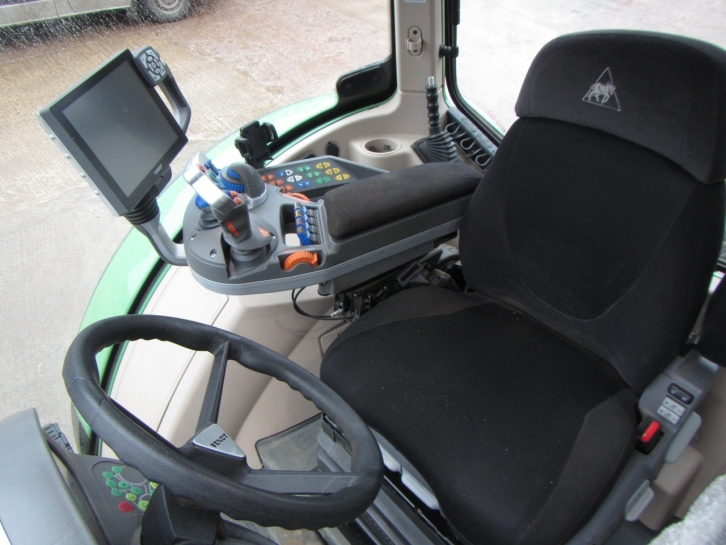 Fendt 724 Profi-Plus