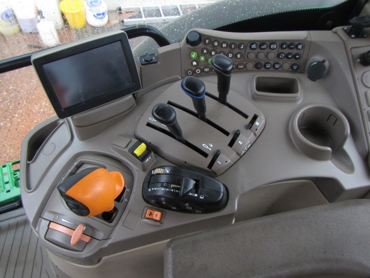 John Deere 6190R
