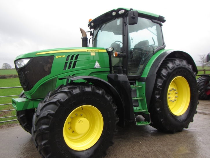 John Deere 6190R