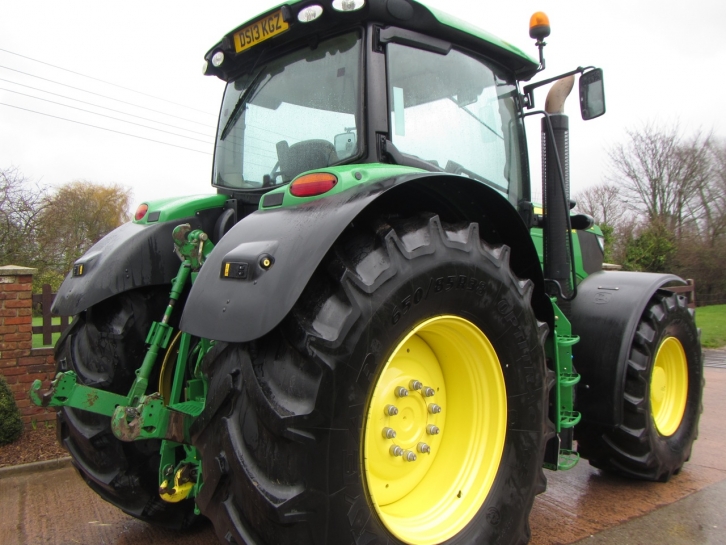 John Deere 6190R