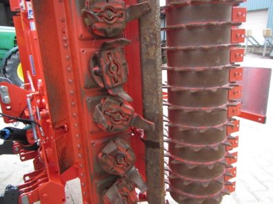 Kuhn HR 5004 5 Metre power harrow