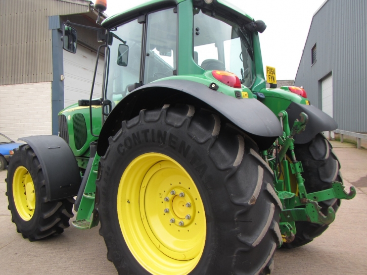 John Deere 6920S
